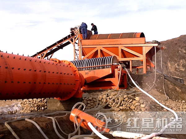 赤鐵礦磁選機(jī)現(xiàn)場圖